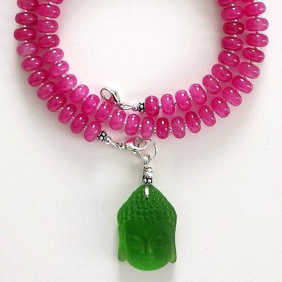 FUCHSIA COLORED JADE NECKLACE  W BUDDHA PENDANT. - Picture 4 of 4